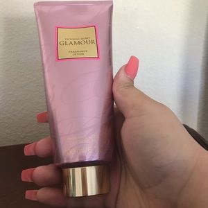 Victoria Secret Glamour lotion
